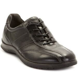 Ecco Sky Lace-Up Leather Sneaker in Black